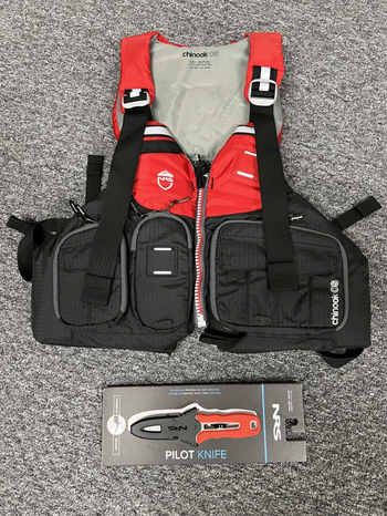 Used NRS Chinook OS Life Vest with Pilot Knife 2025 Surf & Kite