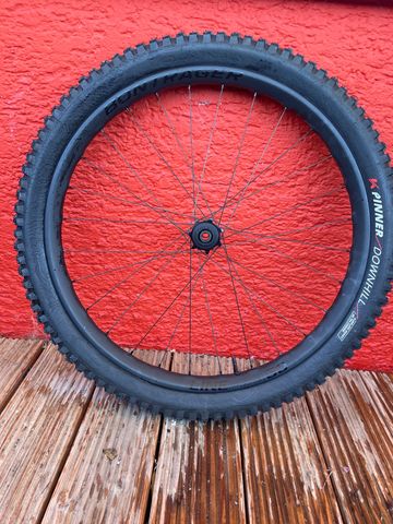 Käytetty Bontrager Line Pro 30 TLR Boost 27.5 MTB Wheel 2026 Wheels