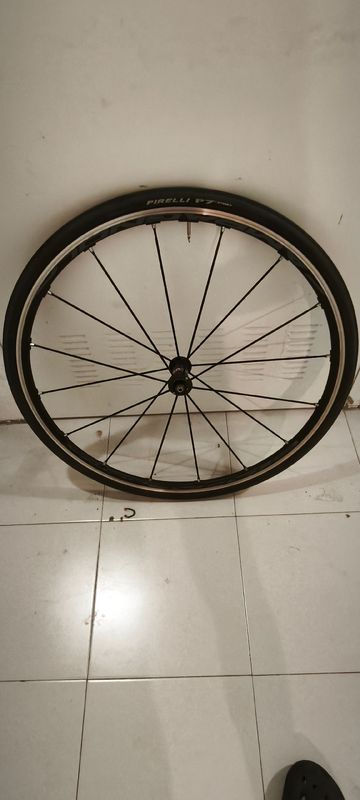 Used Campagnolo Wheelset bike — image 4 of 4