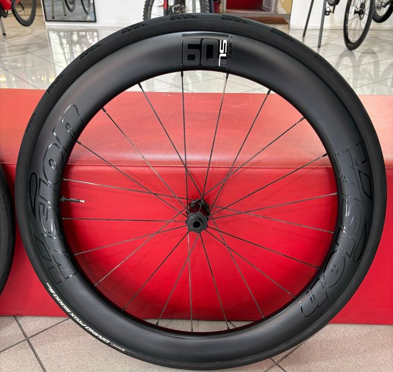 Vision Metron 60 SL Wheels 2025 bike usato — immagine 2 di 8
