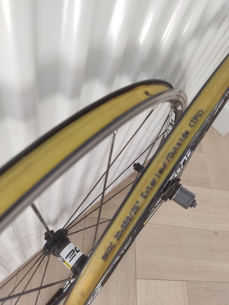 Used Mavic Crossride Wheelset bike — image 2 of 3