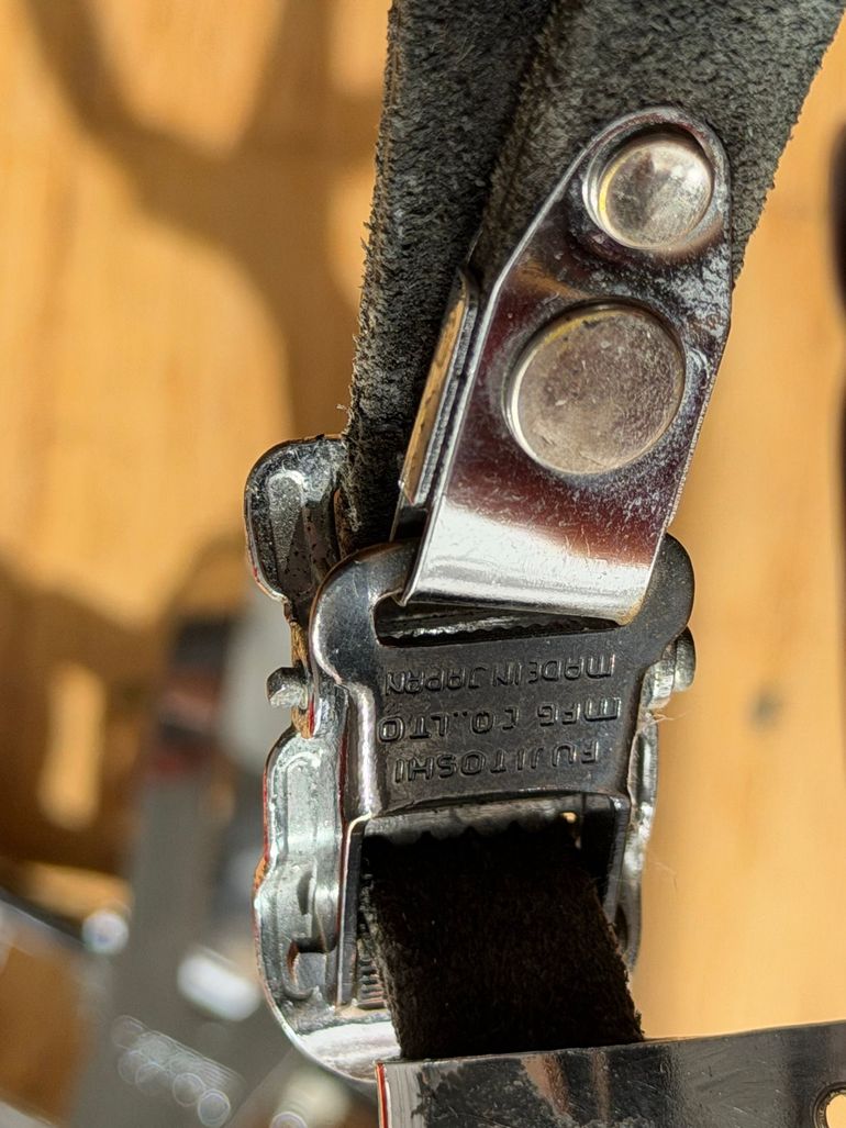Używany Toshi MKS Toe Clips + Toe Straps bike — zdjęcie 4 z 7