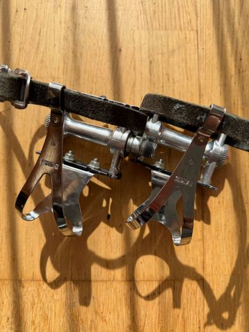 Used Toshi MKS Toe Clips + Toe Straps Drivetrain & Pedals