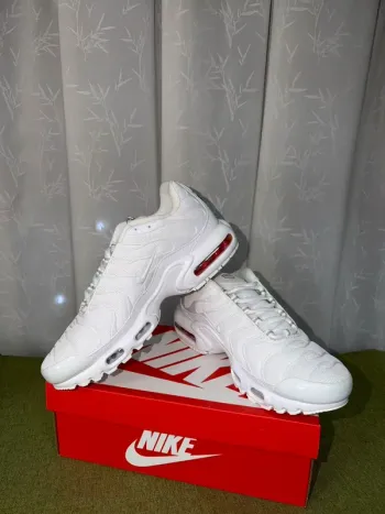 Used Nike Air Max Portal TN Running Shoes