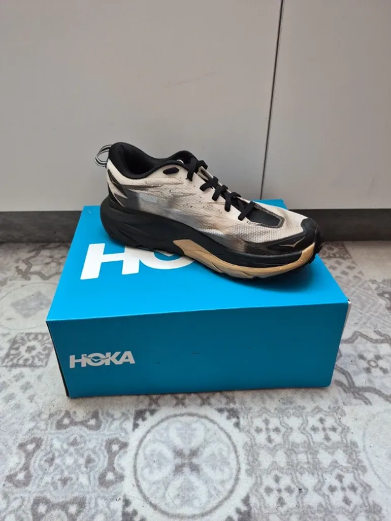 Hoka Mafate 5 bike d'occasion — image 3 sur 5