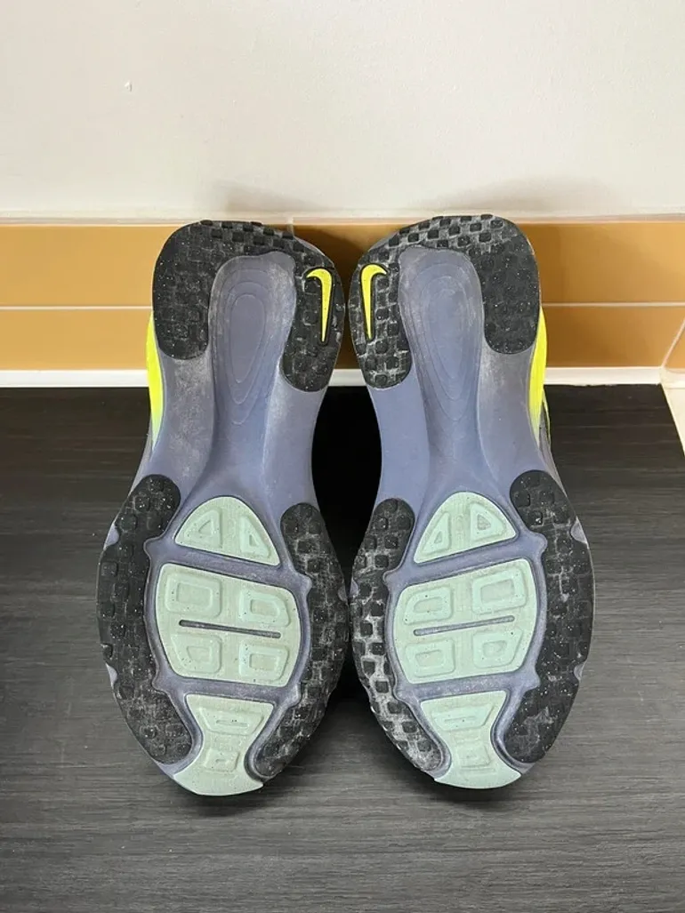 Used Nike Vomero 18 bike — image 5 of 15