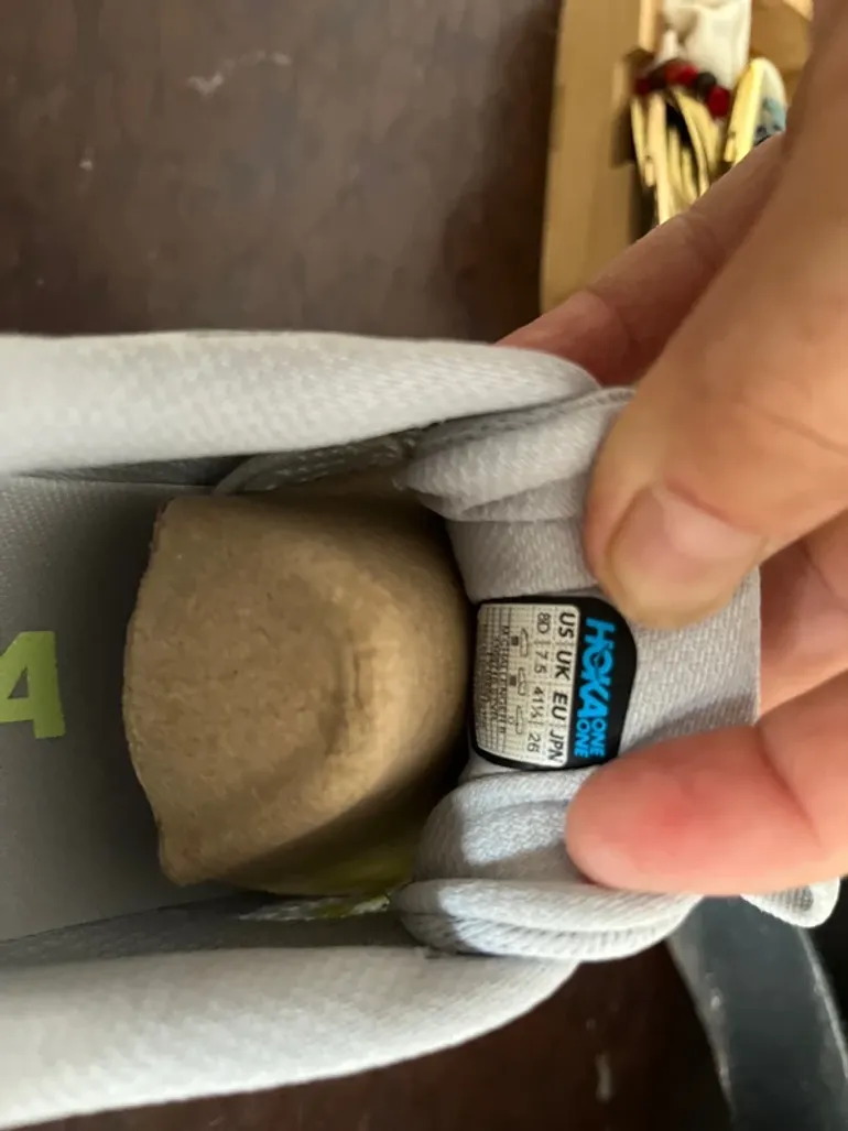 Used Hoka Challenger 8 bike — image 4 of 6