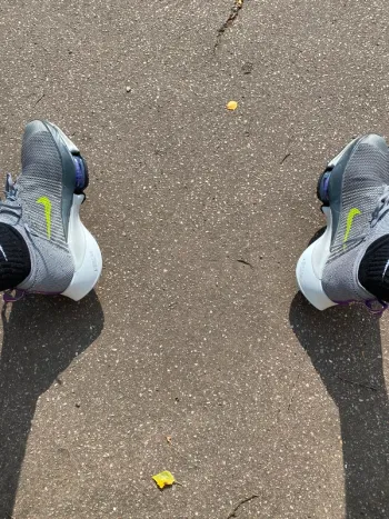 Used Nike Air Zoom Tempo bike — image 4 of 4