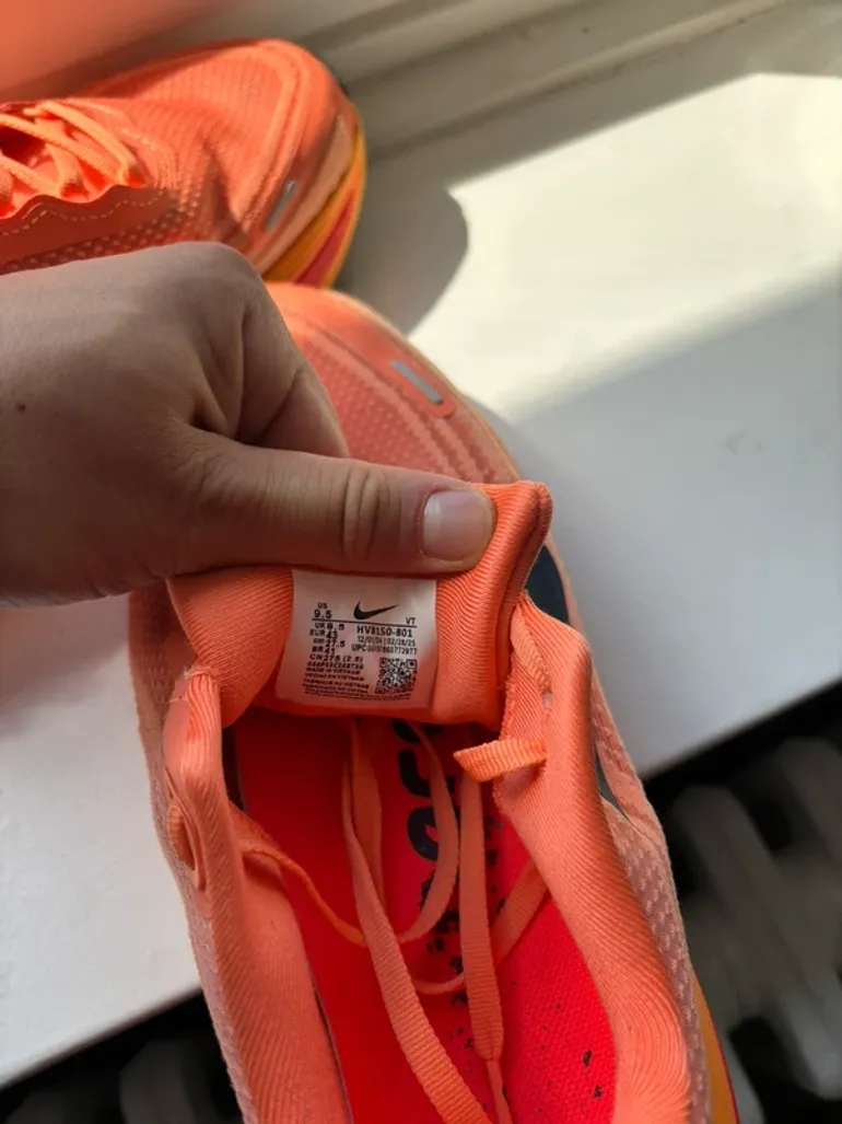 Used Nike Vomero Plus bike — image 3 of 6