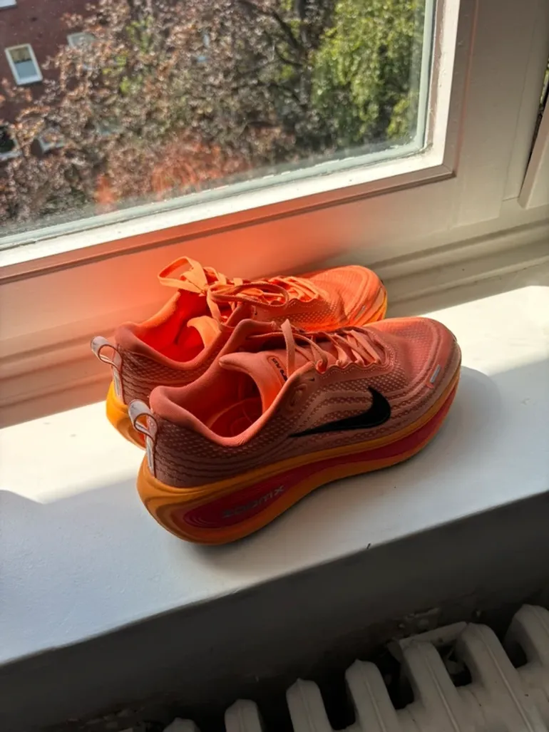 Used Nike Vomero Plus bike — image 2 of 6