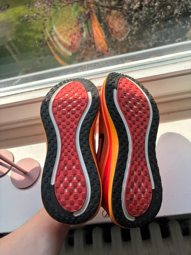Used Nike Vomero Plus bike — image 4 of 6