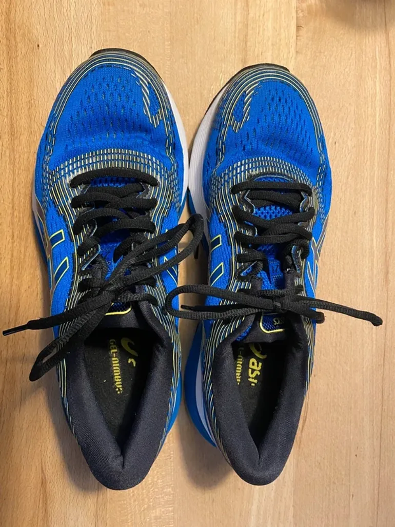 Asics Laufschuhe bike usato — immagine 2 di 9