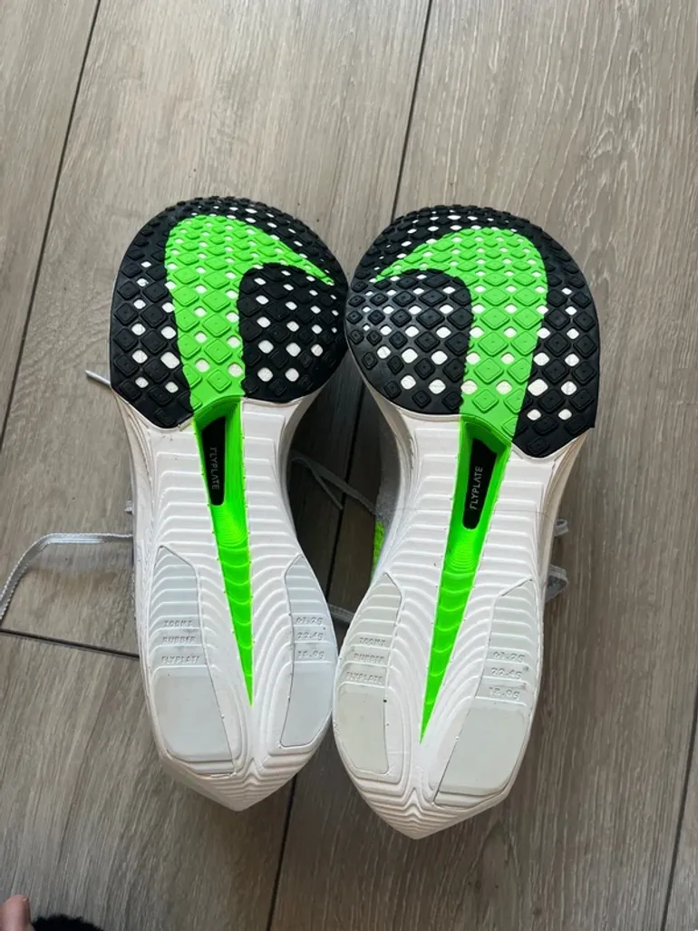 Brugt Nike Vaporfly 3 bike — billede 8 af 9