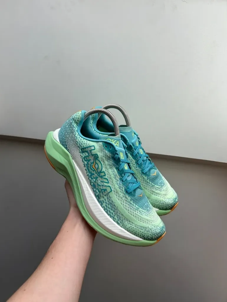 Used Hoka Mach X bike — image 2 of 11