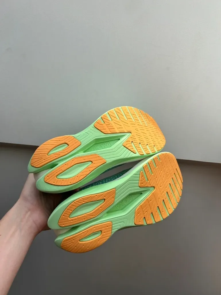 Used Hoka Mach X bike — image 4 of 11