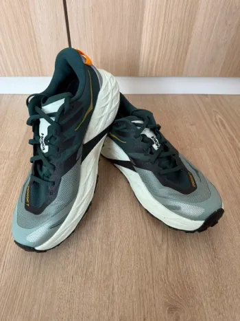 Used Hoka Speedgoat 7 Running Shoes