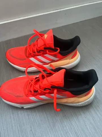 Brugt Adidas Solar Boost 5 Running Shoes