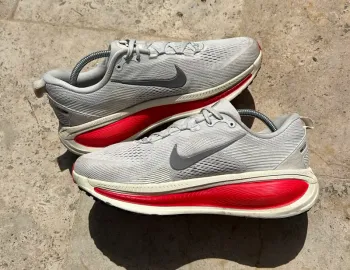 Used Nike Vomero 18 bike — image 2 of 6