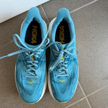 Used Hoka Clifton 10 bike — image 5 of 9