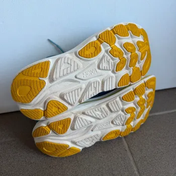 Used Hoka Clifton 10 bike — image 9 of 9