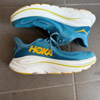 Used Hoka Clifton 10 bike — image 2 of 9