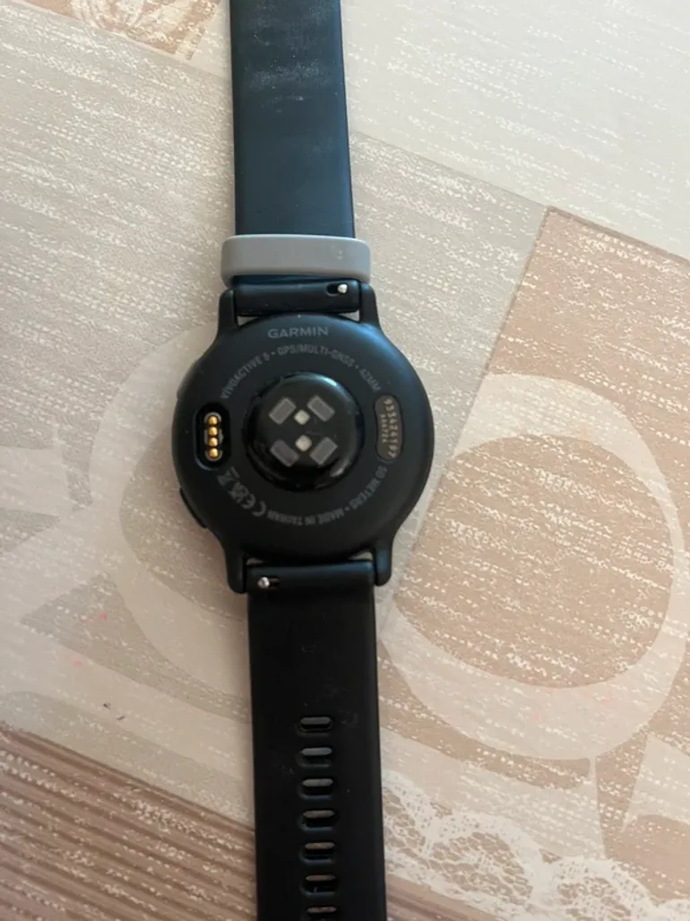 Used Garmin vívoactive 5 bike — image 3 of 5