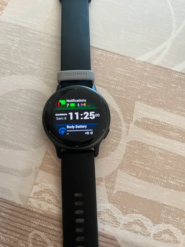 Used Garmin vívoactive 5 bike — image 2 of 5