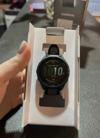 Used Garmin Forerunner 165 bike — image 2 of 3