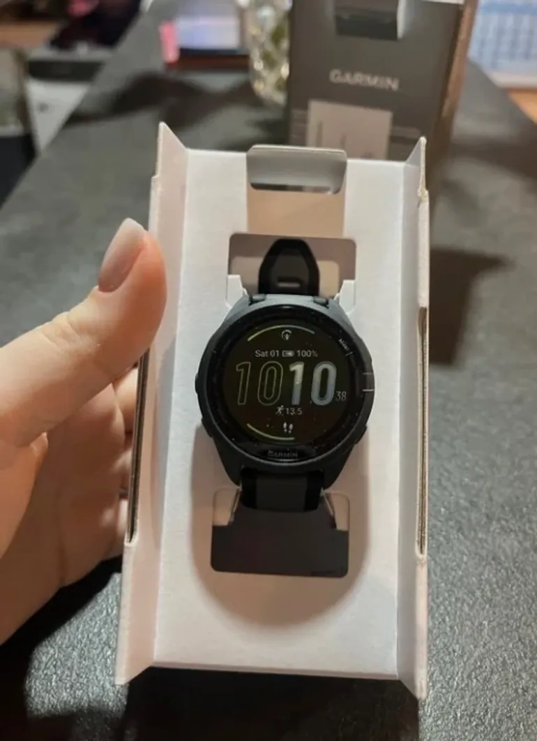 Used Garmin Forerunner 165 bike — image 2 of 3