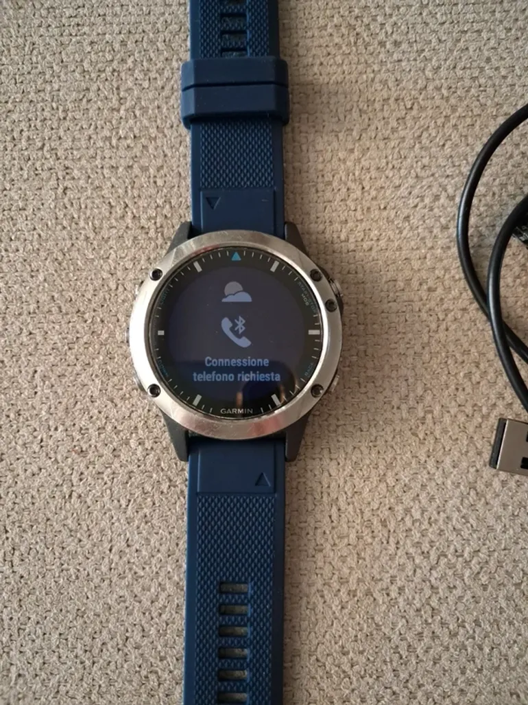 Used Garmin quatix 5 bike — image 10 of 15