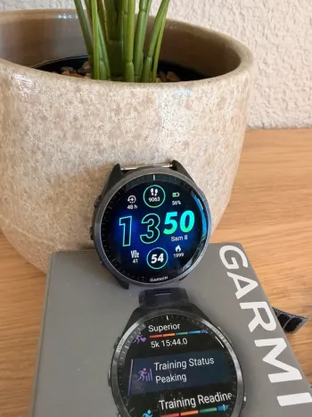 Used Garmin Forerunner 965 bike — image 3 of 4