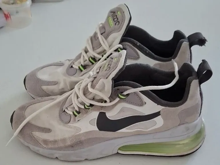 Używany Nike Air Max 270 React bike — zdjęcie 5 z 10
