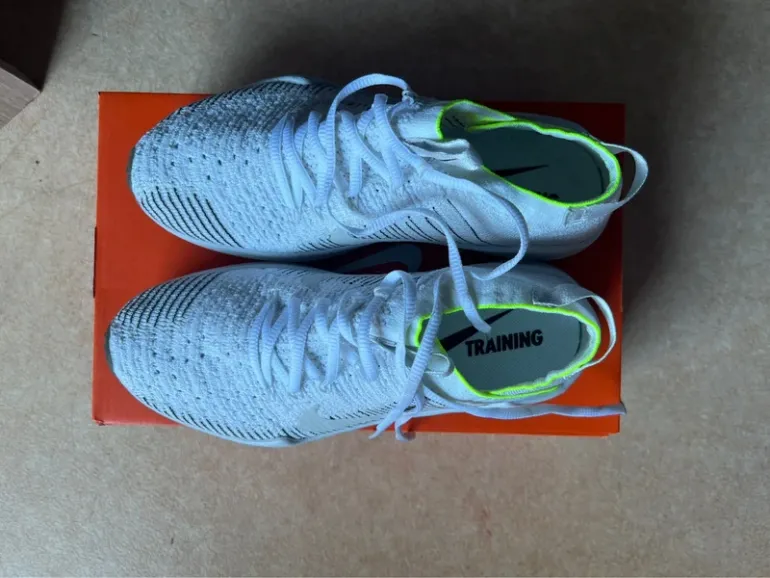 Used Nike Air Zoom Fearless FK 2 bike — image 2 of 3