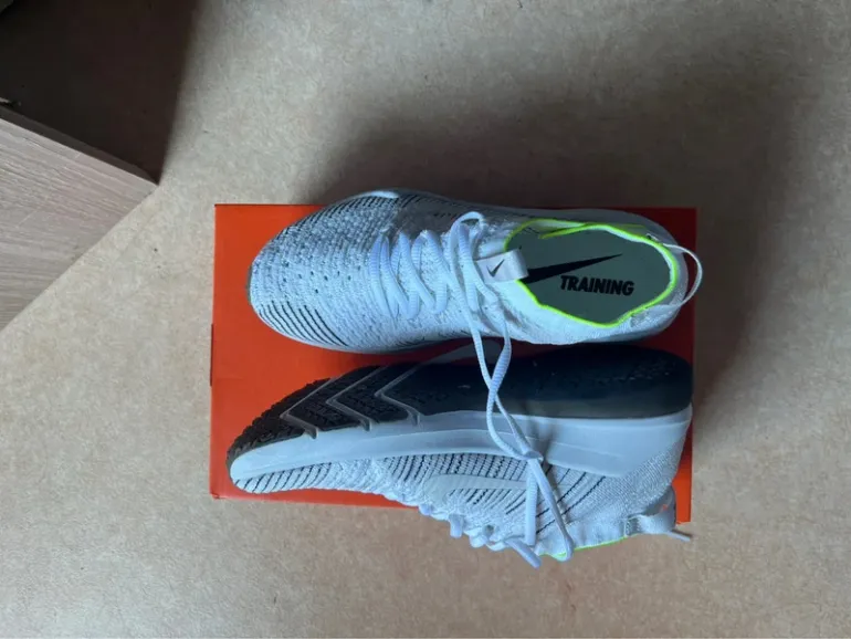Used Nike Air Zoom Fearless FK 2 bike — image 3 of 3