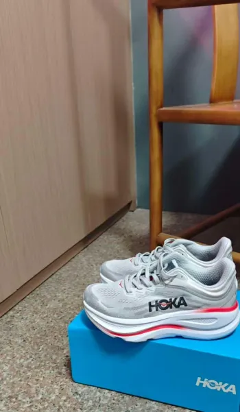 Used Hoka Bondi 9 Running Shoes
