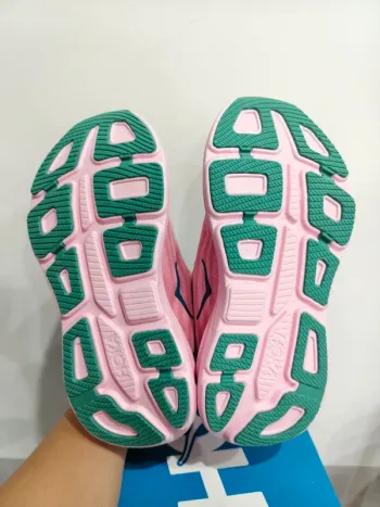 Used Hoka Bondi 9 bike — image 6 of 8