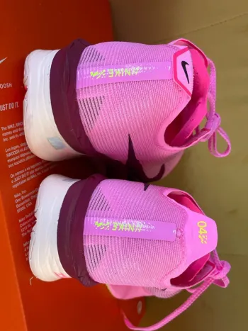 Used Nike Vaporfly Next% 4 bike — image 10 of 13