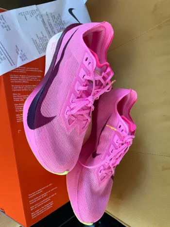 Used Nike Vaporfly Next% 4 bike — image 2 of 13