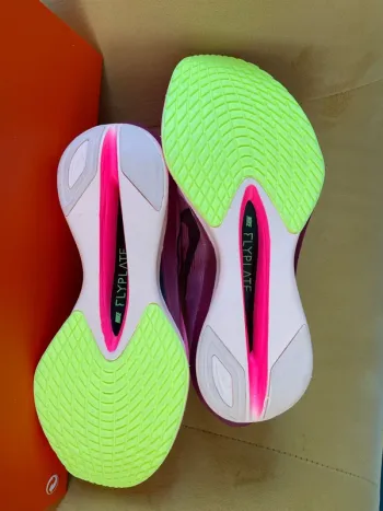 Used Nike Vaporfly Next% 4 bike — image 3 of 13
