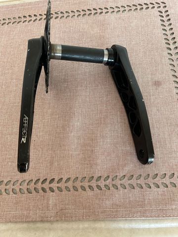 Used Race Face Aeffect Crank Set 2022 bike — image 2 of 6