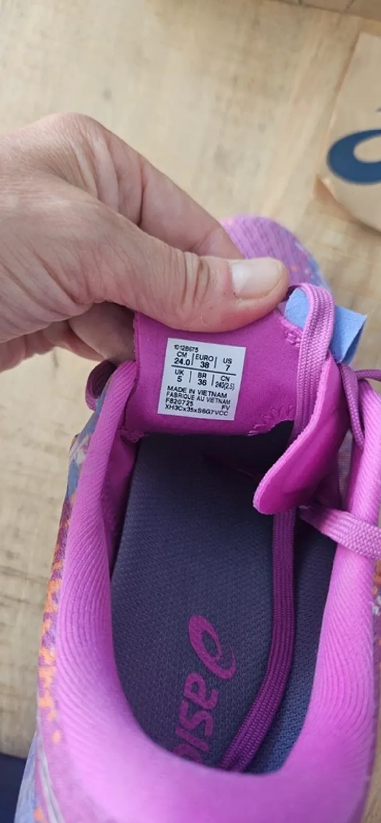 Used Asics Gel Noosa Tri 16 bike — image 3 of 10