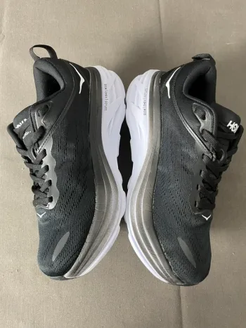 Hoka Bondi 8 bike usato — immagine 3 di 5