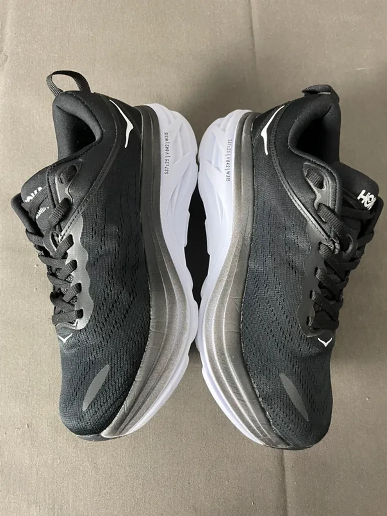 Hoka Bondi 8 bike usato — immagine 3 di 5