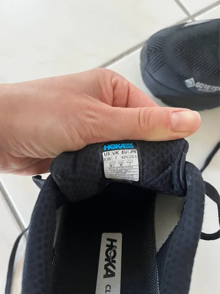 Used Hoka Clifton 9 GTX bike — image 8 of 8