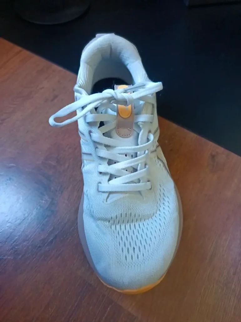 Used Asics Gel Kayano 32 bike — image 3 of 14