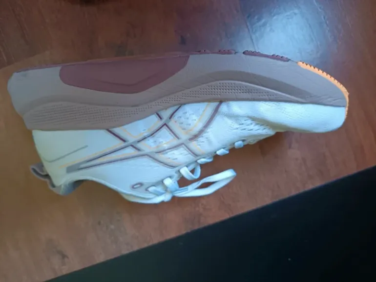 Used Asics Gel Kayano 32 bike — image 10 of 14