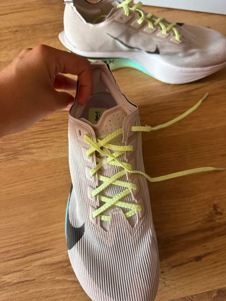 Nike Vaporfly 4 bike d'occasion — image 3 sur 10