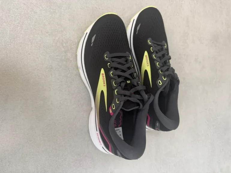 Used Brooks Ghost 15 bike — image 5 of 6
