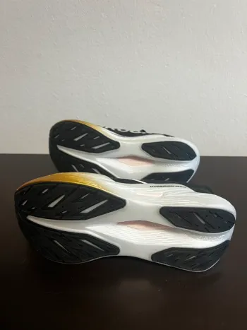 Used Brooks Hyperion Max 2 bike — image 12 of 15