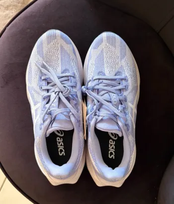 Tweedehands Asics Dynablast 5 bike — afbeelding 3 van 6